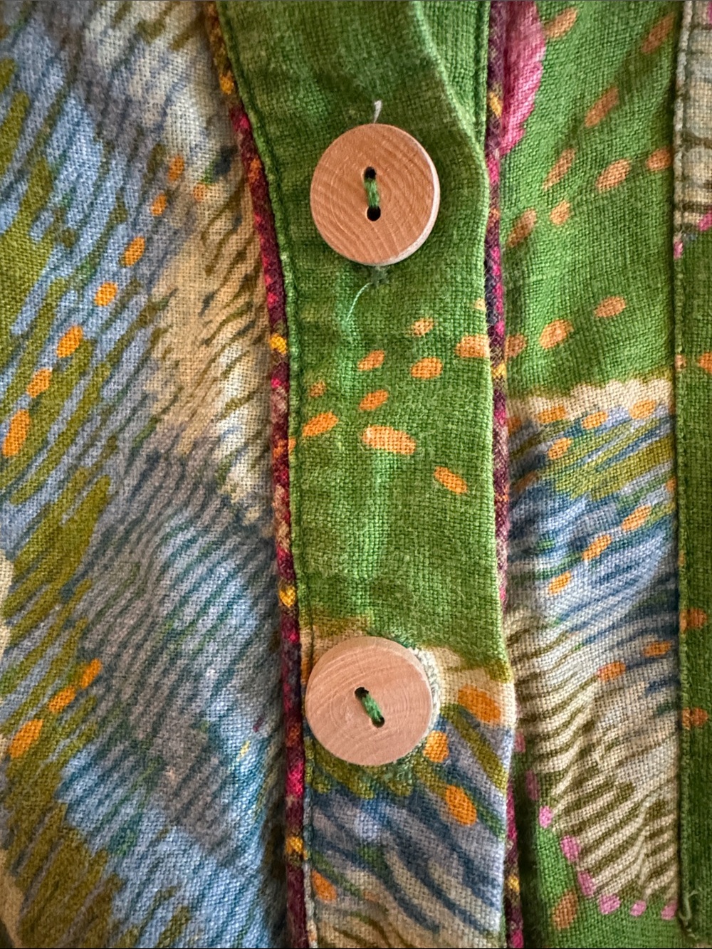 Farm Rio romper
Size small, linen. Small flaw - Picture 3 of 9